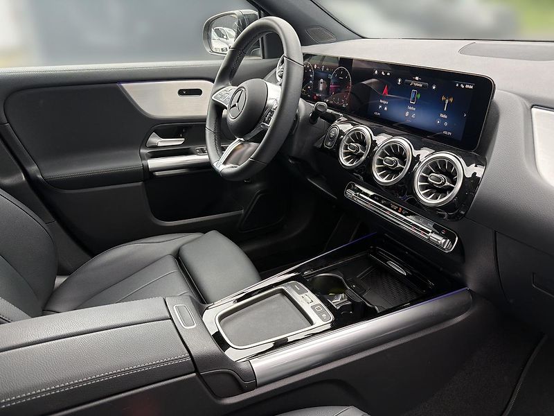 Mercedes-Benz GLA 200d , CZ, 1. majitel - fotka 12 z 16