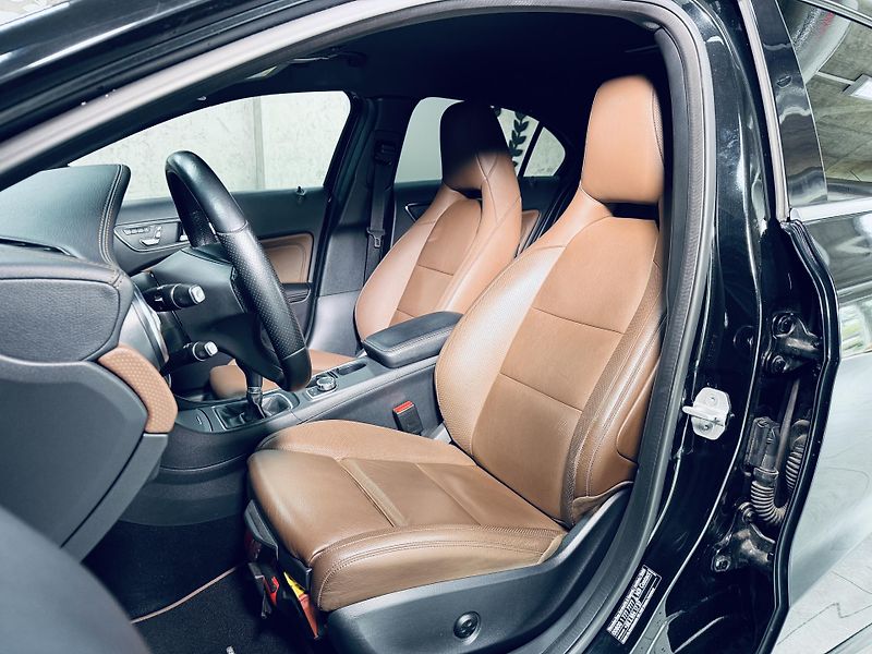 Mercedes-Benz Třídy A (2016) 180D*KAMERA*KEYLESS - fotka 17 z 39