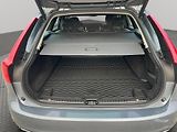 Volvo V90 (2018) D4, 140kW, Momentum - náhled 20