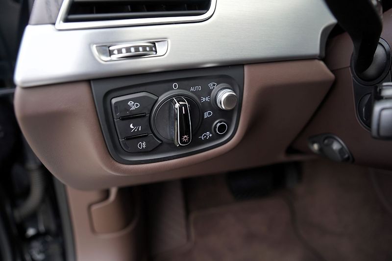 Audi A8 3.0 TDI Quattro/Tiptr./Matrix/ - fotka 37 z 50