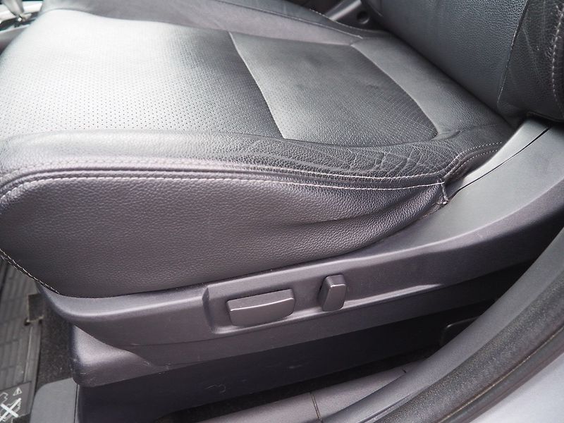 Mitsubishi Outlander (2014) 2.2 D-ID AT Instyle, AWD, 7m - fotka 22 z 41
