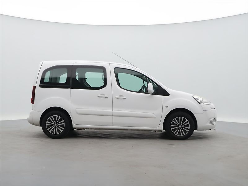 Peugeot Partner Tepee 1,6 VTi 98k CZ Klima Active - fotka 8 z 22