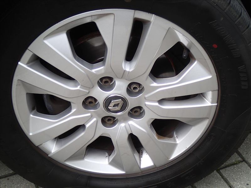 Renault Trafic 2,0 1.maj. ČR,DPH, 8míst - fotka 15 z 48