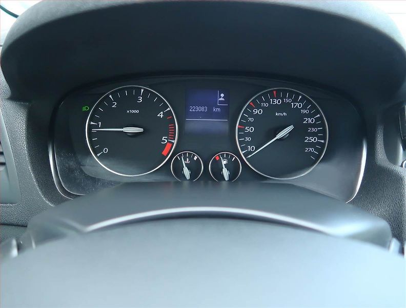 Renault Laguna (2009) 2.0 DCi, po STK, jezdí výborně - fotka 11 z 14