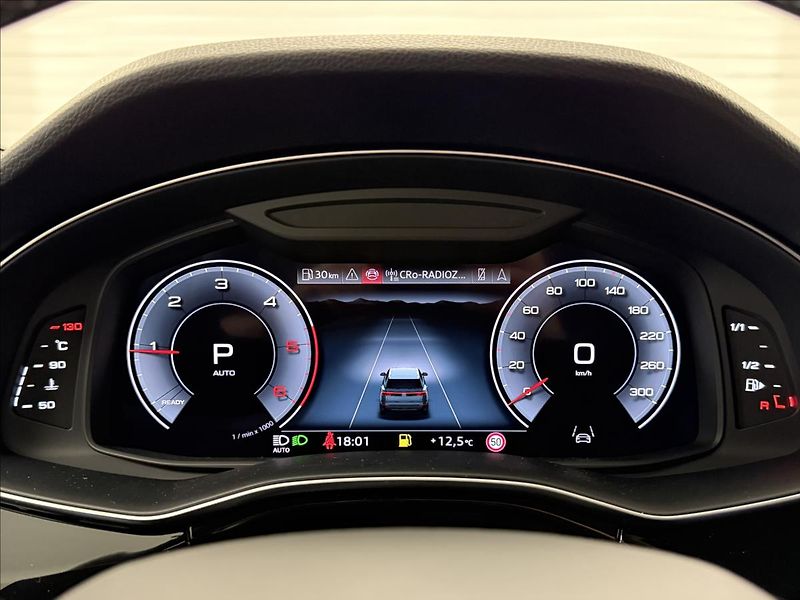 Audi Q8 3,0 50 TDI quattro REZERVACE - fotka 22 z 42