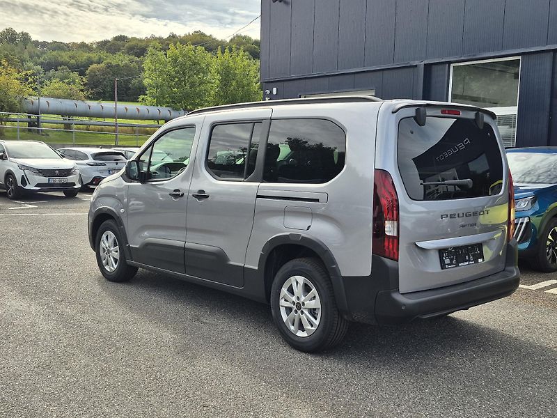 Peugeot Rifter (2026) Long ALLURE HDi 130 S&S MAN6 - fotka 3 z 23