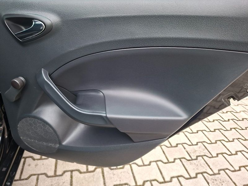 Seat Ibiza (2014) FR 1.2TSI 77kW - fotka 23 z 34