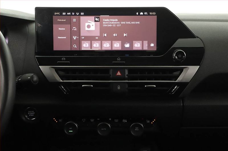 Citroën C4 (2024) 1.5 BlueHDi - fotka 9 z 21