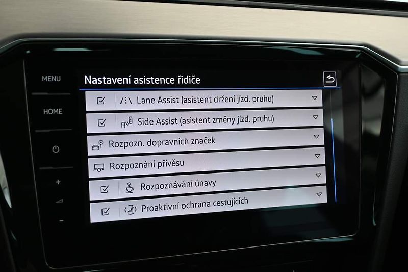 Volkswagen Passat (2023) 2.0 DSG Matrix LED ACC VIRTUAL - fotka 20 z 35