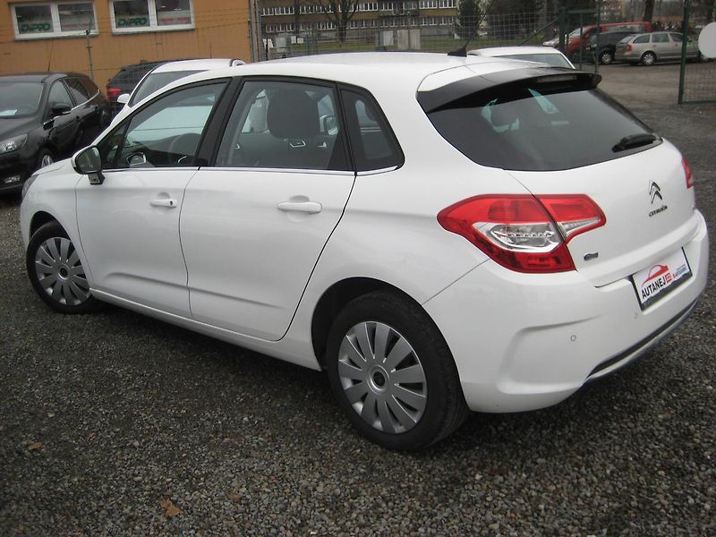 Citroën C4 1.6 HDi 84 kW 1maj. ČR DPH !!! - fotka 7 z 23
