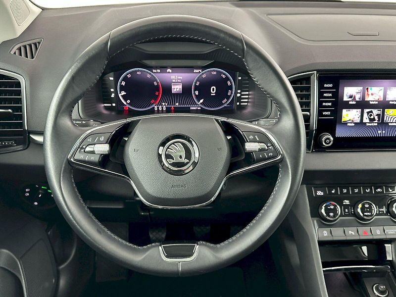 Škoda Karoq (2022) 1.5TSI 110kW Ambition Tour - fotka 9 z 31
