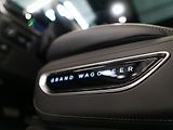 Jeep Grand Wagoneer (2024) 6.4 Obsidian 5 LET ZÁRUKA - náhled 17