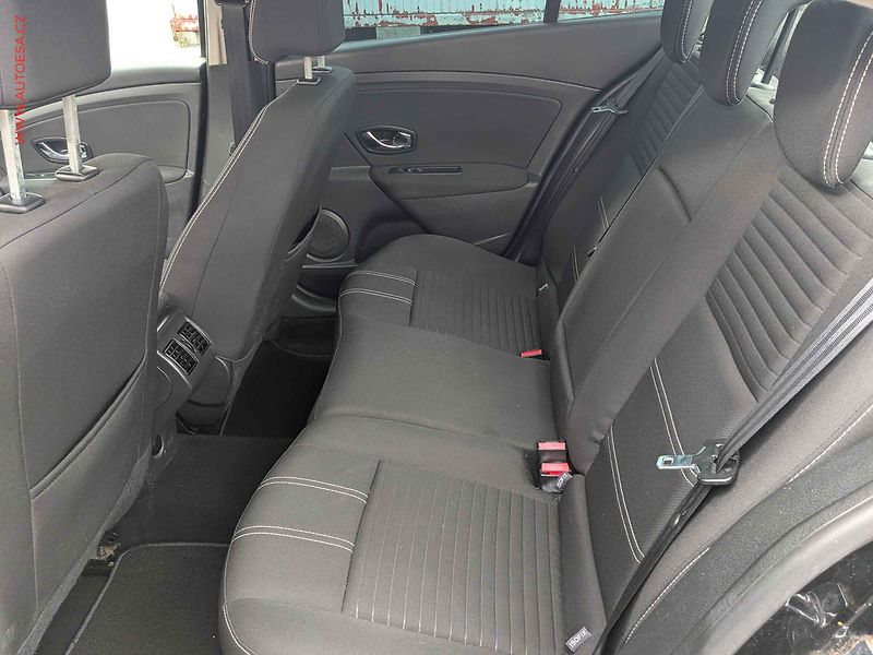 Renault Fluence (2015) 1.6 i, 1.maj,ČR, autoAC, temp - fotka 10 z 14