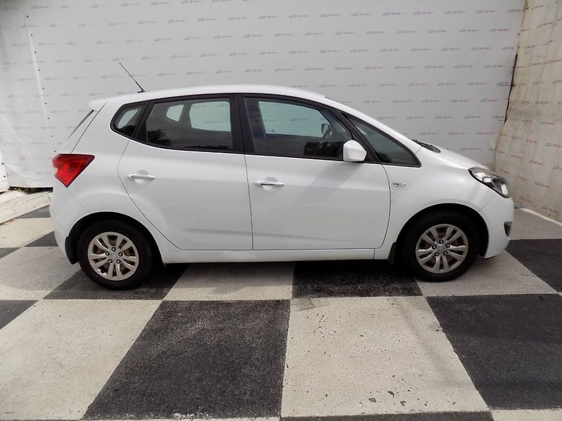 Hyundai ix20 (2017) 1.4 CRDi/1.Maj.ČR/Klima/ - fotka 6 z 30