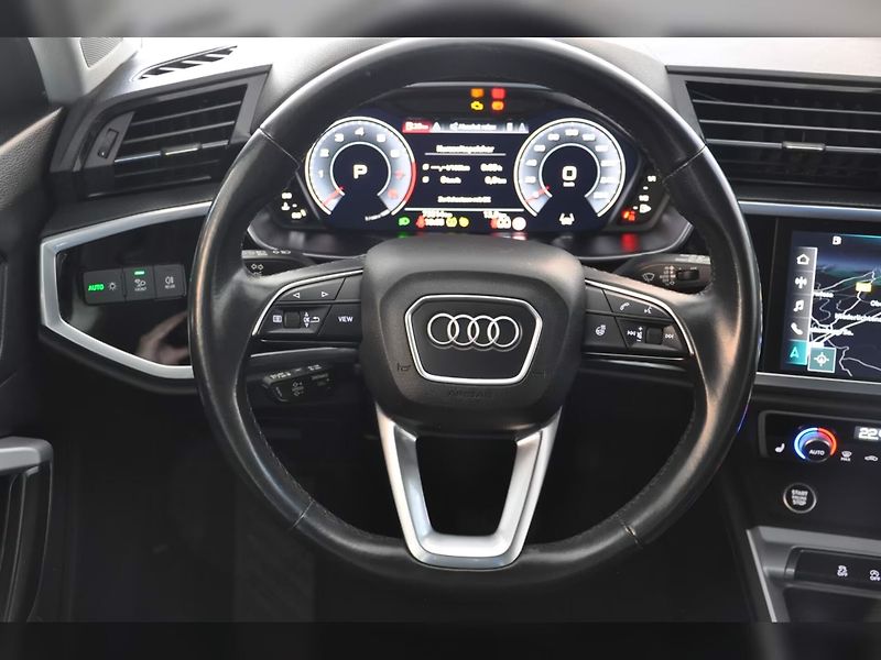 Audi Q3 35TFSI S-Line Ad.Temp LED AC - fotka 14 z 16