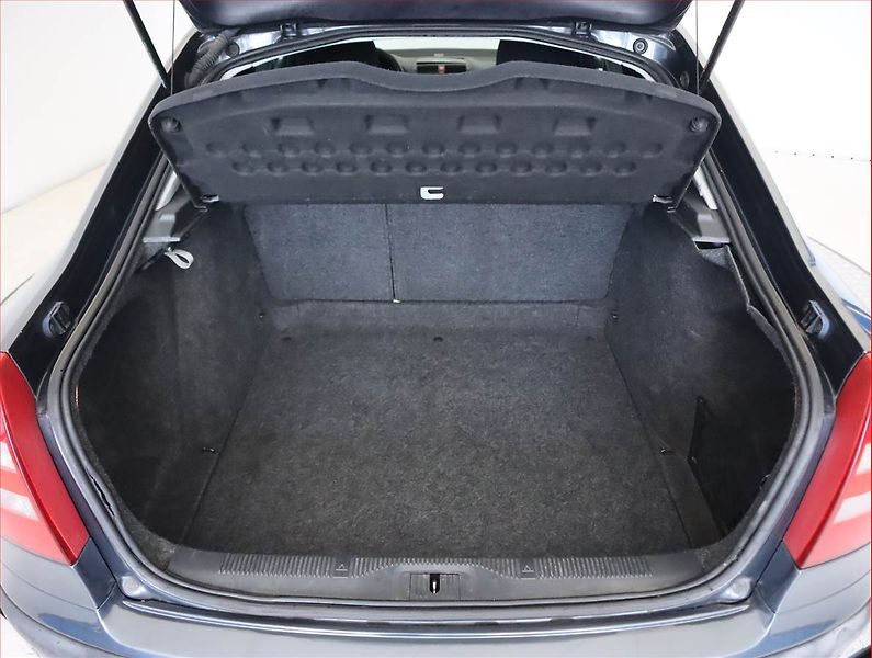 Škoda Octavia (2009) 1.9 TDI, nová STK, CZ doklady - fotka 14 z 17