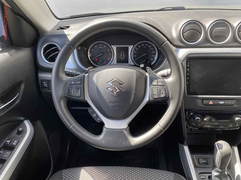 Suzuki Vitara (2017) 1.6 VVT, Comfort, AT, +kola - fotka 11 z 18