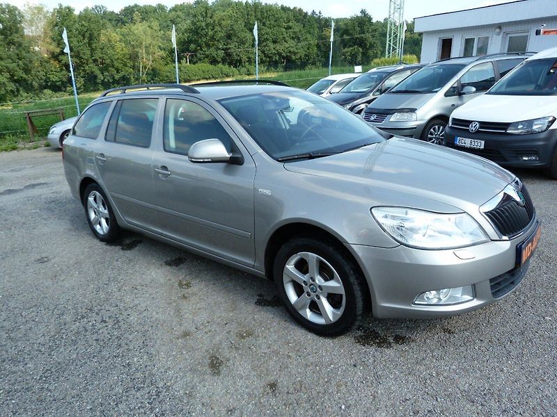 Škoda Octavia 1.4 TSI Family - fotka 3 z 27