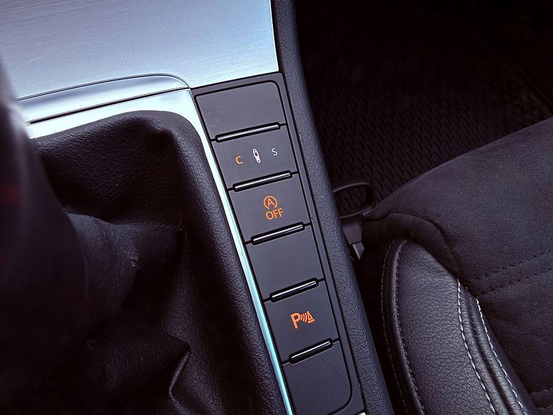 Volkswagen CC 2.0 TDi, ČR - fotka 24 z 29