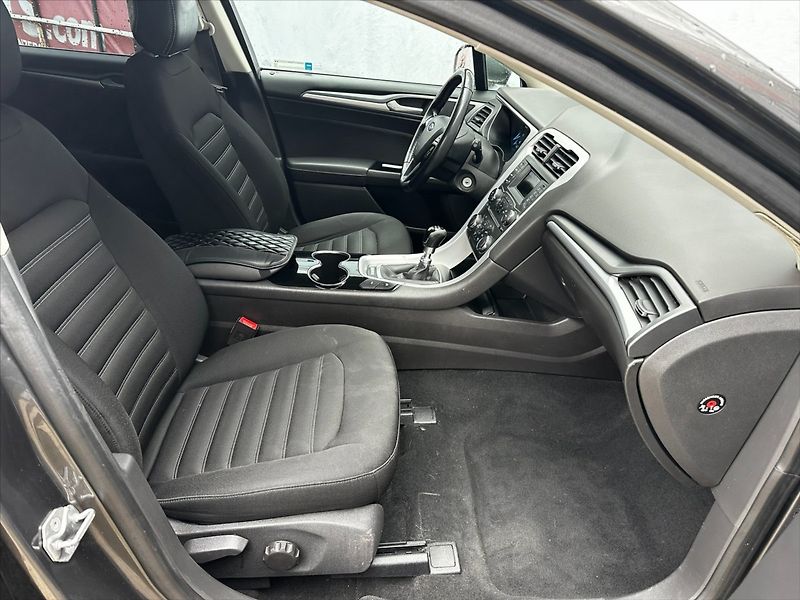 Ford Mondeo 1,6 TDCi 85kW-CZ-SERVIS!! - fotka 12 z 39