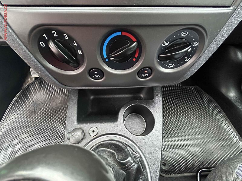 Ford Fusion (2010) 1.4 TDCi, ČR, STK7/28 - fotka 14 z 15