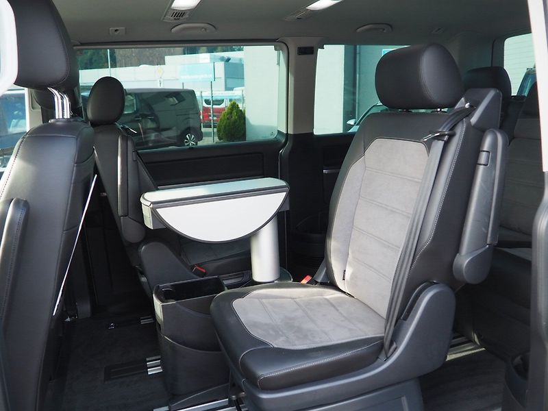 Volkswagen Multivan (2020) 2.0 TDI 146 kW, 4Motion - fotka 11 z 36