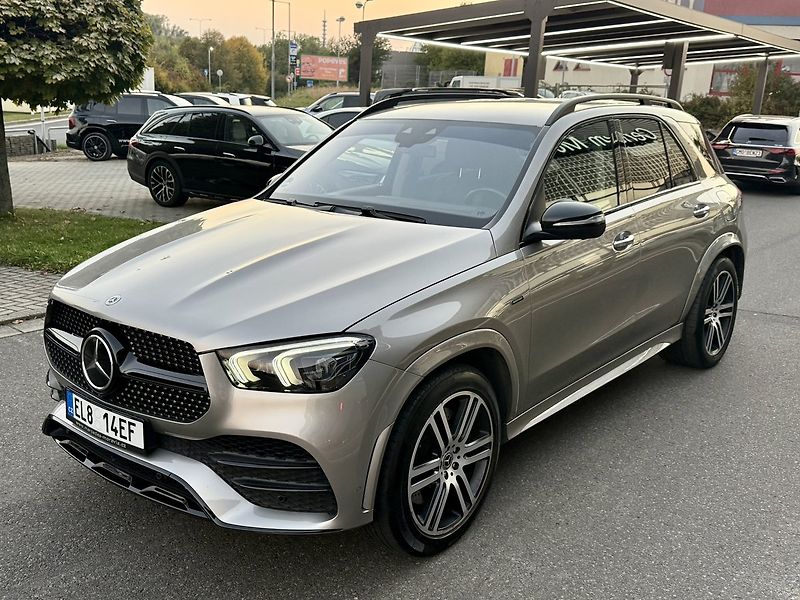 Mercedes-Benz GLE (2021) 350 de 4MATIC SUV - fotka 48 z 50