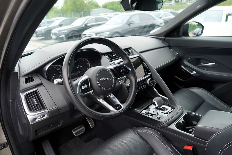 Jaguar E-Pace D200 4WD R-Dynamic/Aut/LED/fac - fotka 26 z 48