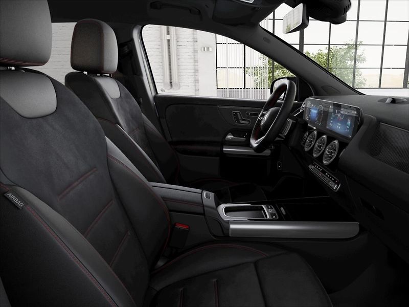 Mercedes-Benz GLA (2026) 1,3 200 Edition 140 Years - fotka 7 z 9