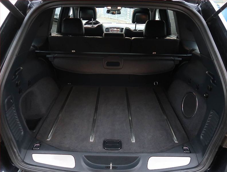 Jeep Grand Cherokee (2015) Overland 3.0 CRD, 4X4 - fotka 14 z 29