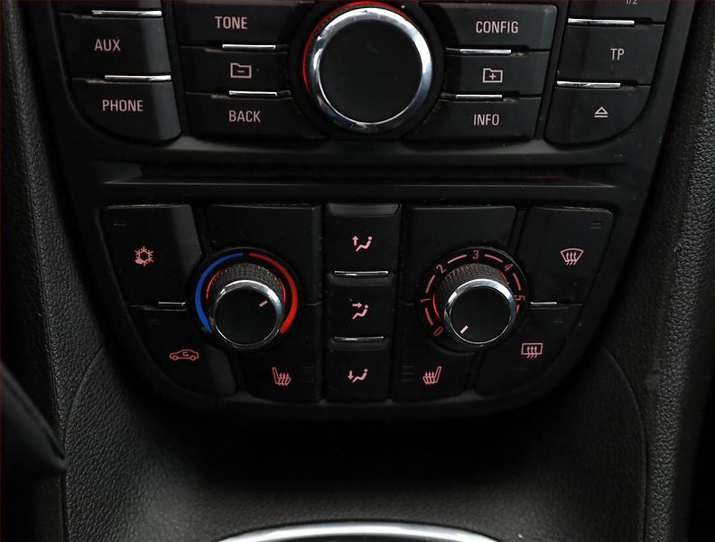 Opel Meriva (2011) 1.3 CDTI, udržované - fotka 10 z 16