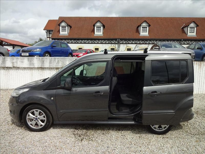 Ford Tourneo Connect 1.0 ECOBOOST TITANIUM - fotka 20 z 49