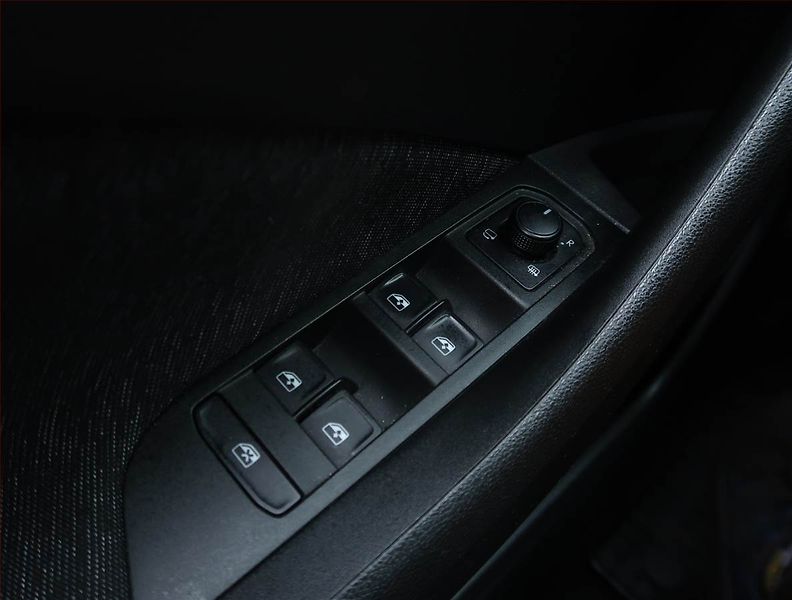 Škoda Scala (2020) Style 1.0 TSI, Tempomat - fotka 18 z 20