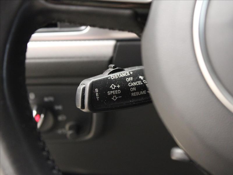 Audi A6 3,0 TDI 160KW S-Line top stav - fotka 21 z 32