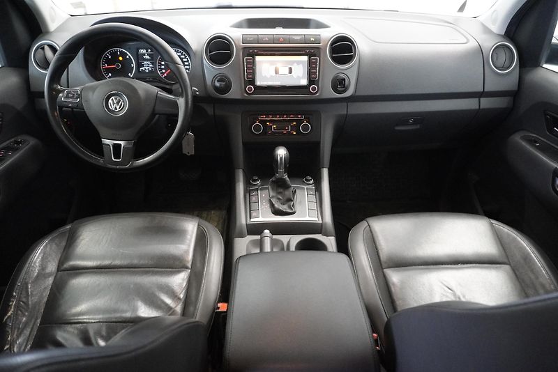 Volkswagen Amarok 2.0 TDi 4X4 AUTOMAT 5 MÍST - fotka 23 z 37