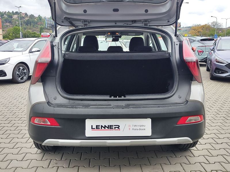Hyundai Bayon 1.2i/62kW Comfort Club - fotka 9 z 26