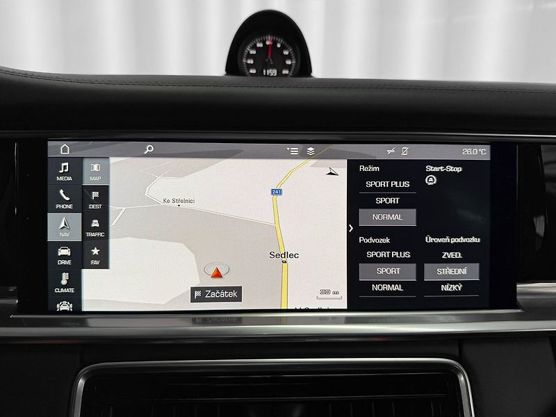 Porsche Panamera 4S DIESEL PDK, VZDUCH, WEBASTO - fotka 14 z 33