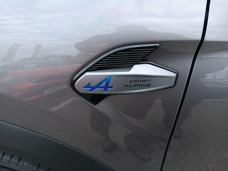Renault Symbioz (2026) esprit Alpine full hybrid E-Te - fotka 21 z 25