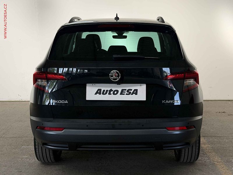 Škoda Karoq (2019) 1.5 TSi, Style, DSG, kůže, TZ - fotka 5 z 18