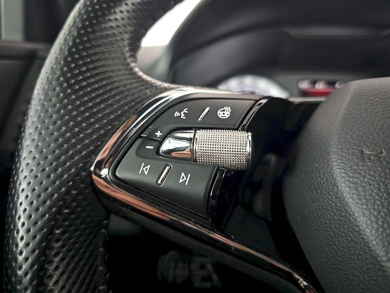 Škoda Karoq (2020) 2.0TDI 110kW 4x4 DSG SPORTLINE - fotka 23 z 28