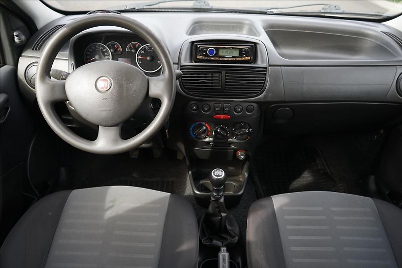Fiat Punto 1,2 8V  Tažné - fotka 13 z 15