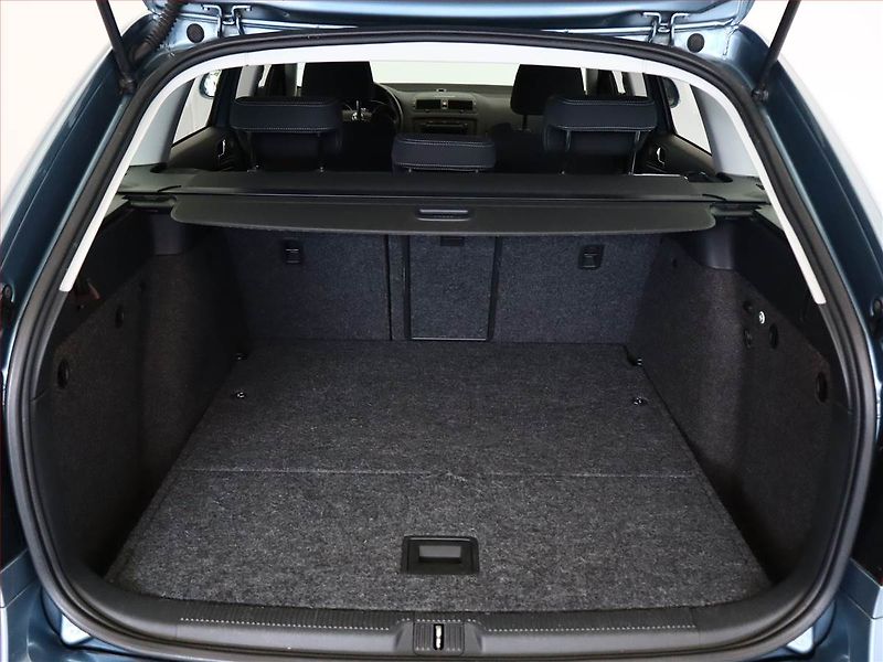 Škoda Octavia (2011) 1.8 TSI, 4X4, Serv.kniha - fotka 11 z 16