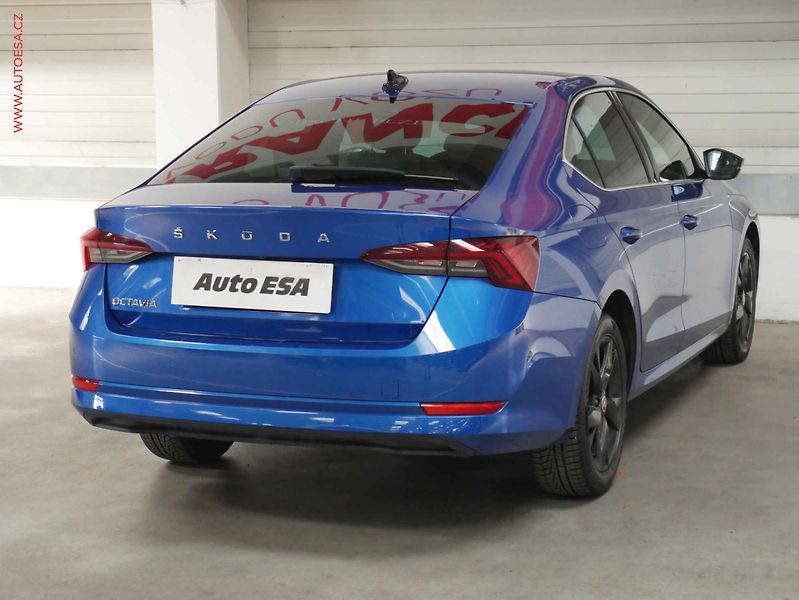 Škoda Octavia (2022) 2.0 TDi, 1.maj,ČR, Style - fotka 6 z 22