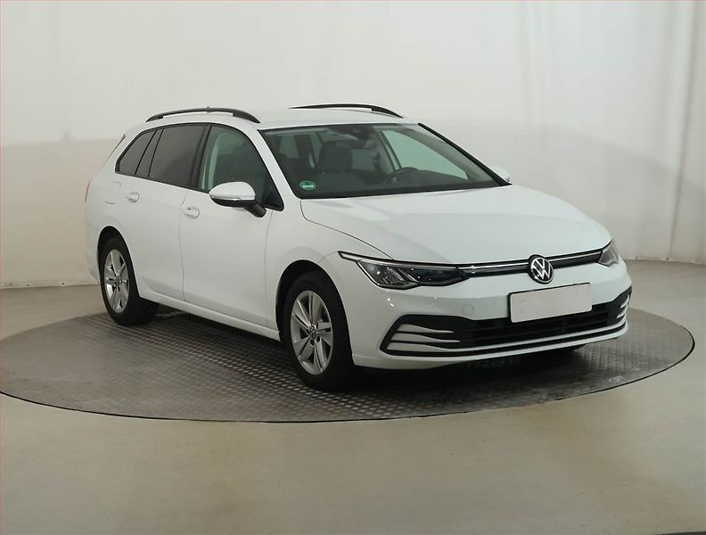 Volkswagen Golf (2021) Life 1.5 TSI, Serv.kniha - fotografie inzerátu