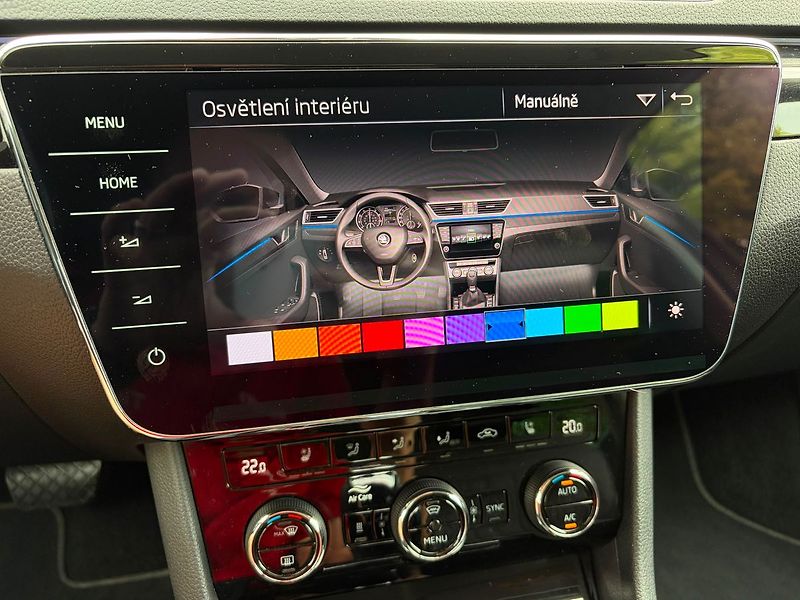 Škoda Superb 2.0 TDI L&K DSG 4x4, ČR, ACC - fotka 22 z 34