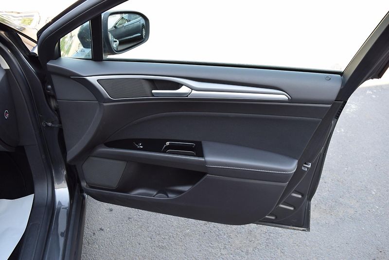Ford Mondeo (2018) 2.0TDCI 110kw BUSINESS LED TAŽ - fotka 39 z 49