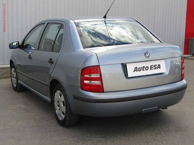 Škoda Fabia (2003) 1.2i, 2.maj,ČR, El.okna - fotka 6 z 16