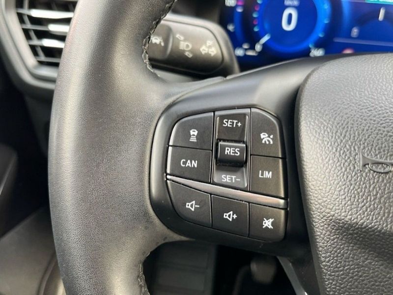 Ford Focus 1.0i 114KW,1MAJ,CZ,DPH,SERVIS - fotka 15 z 16