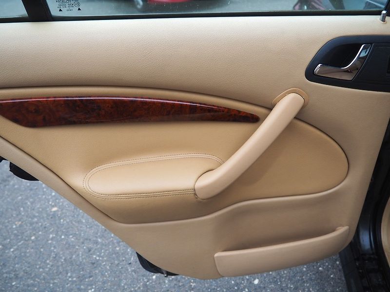 Škoda Octavia (2002) 1.9 TDI, 81 kW, Laurin&Klement - fotka 11 z 28