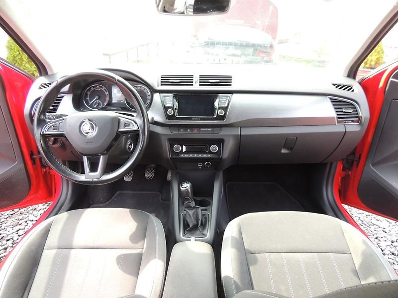Škoda Fabia (2020) 1.0,Combi,Style,1.majČR,tažné - fotka 9 z 24